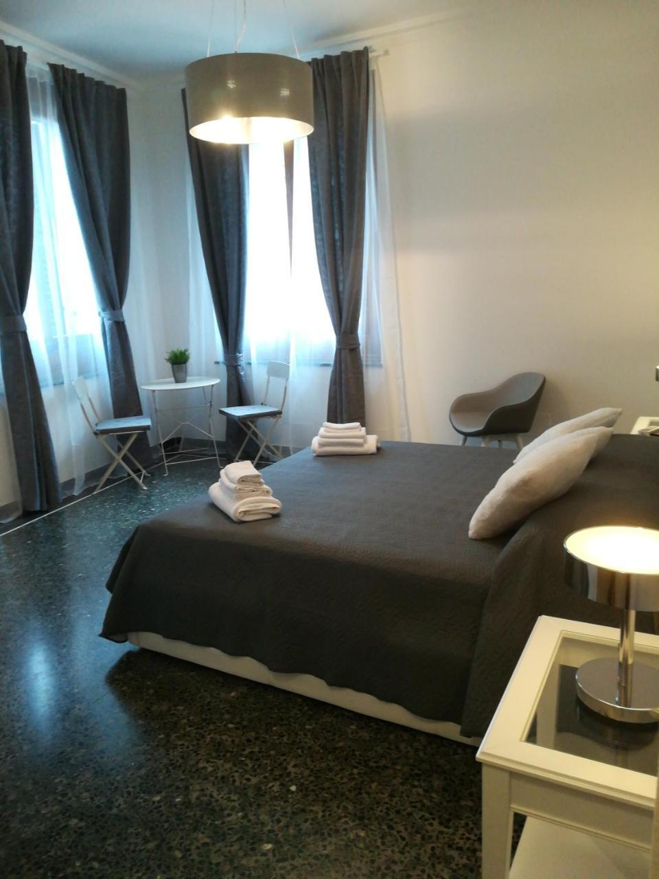 Bed and Breakfast Le Logge à Pise Chambre photo